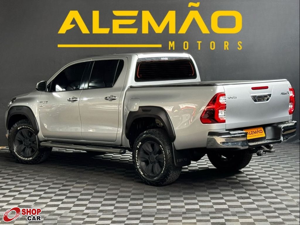 Toyota Hilux