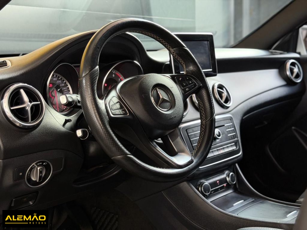 Mercedes Benz
